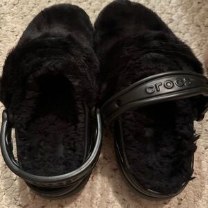 Crocs black faux fur NEW